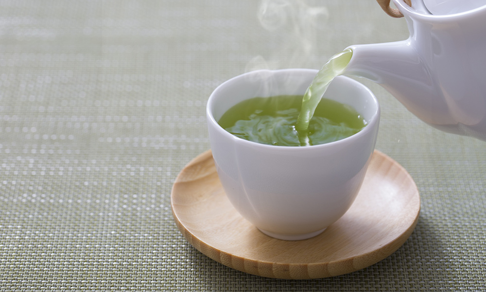 なんで緑茶がむくみにいいの？